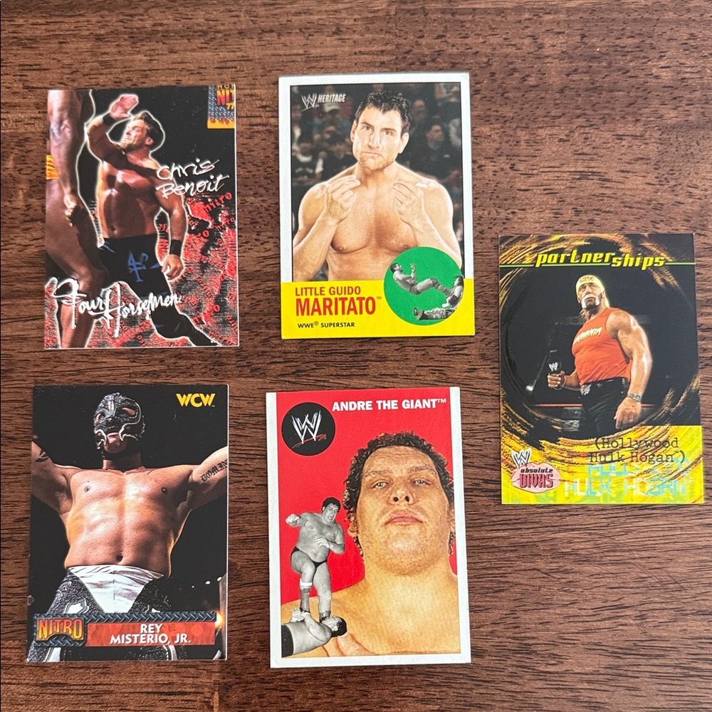 Lot of 5 WWE WCW wrestling trading cards